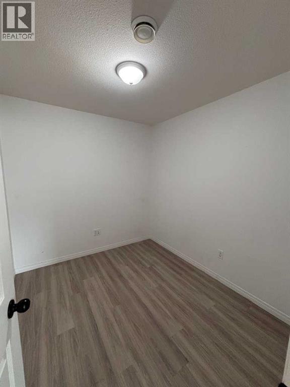 G, 5202 55 Street, Taber — photo 10