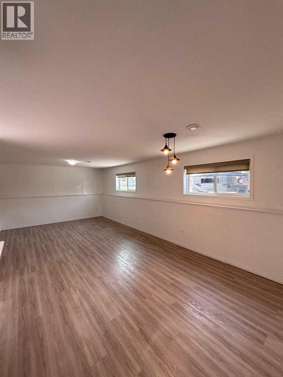 G, 5202 55 Street, Taber — photo 2