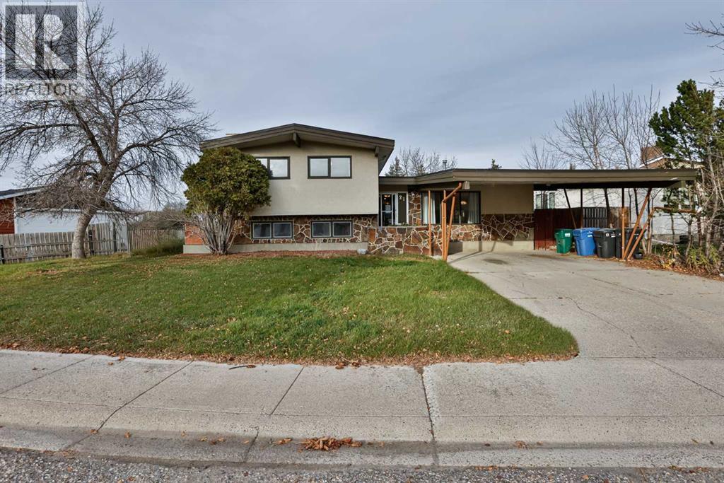 21 Lafayette Crescent, Lethbridge