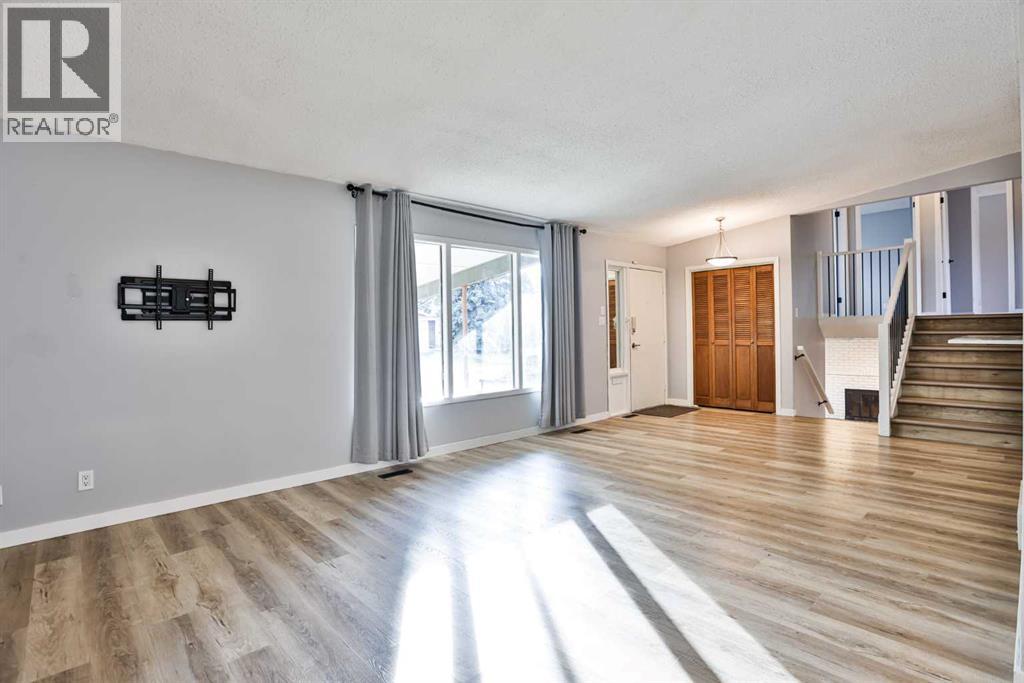 21 Lafayette Crescent, Lethbridge — photo 10