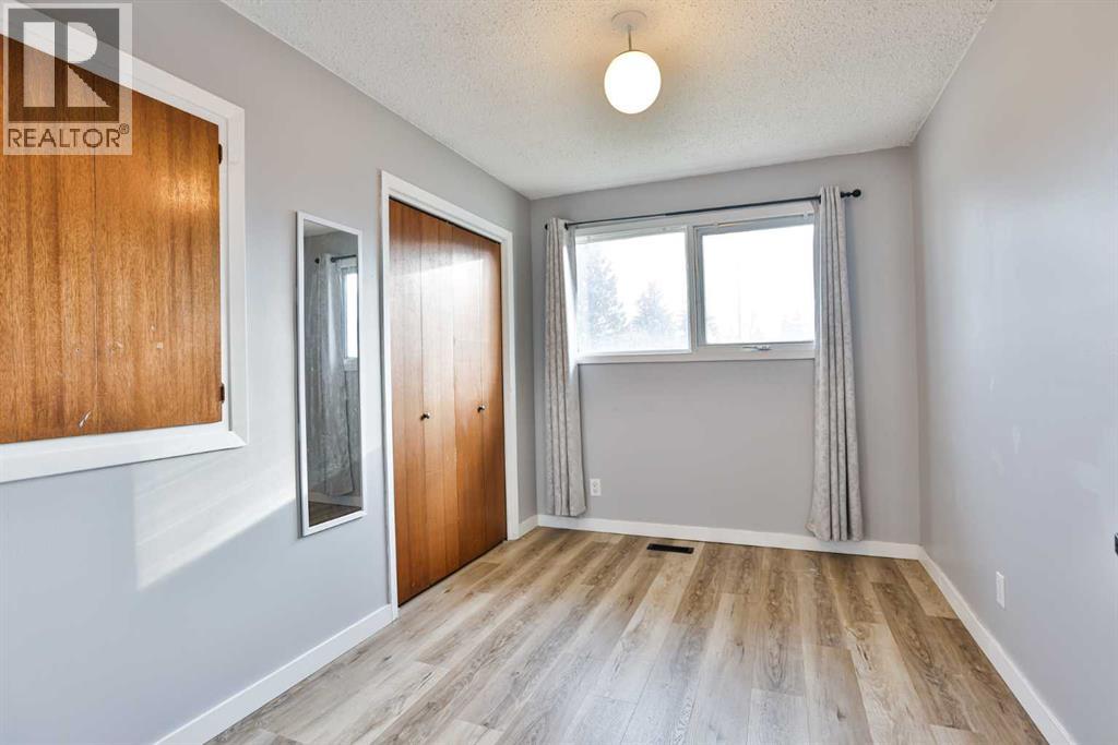 21 Lafayette Crescent, Lethbridge — photo 15