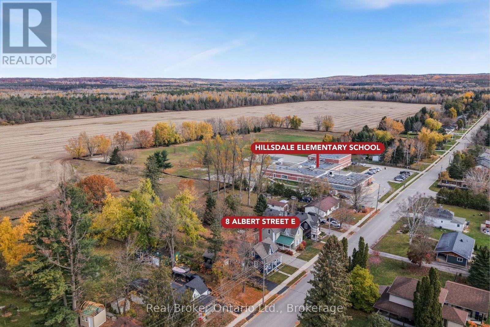 8 Albert Street, Springwater photo 30