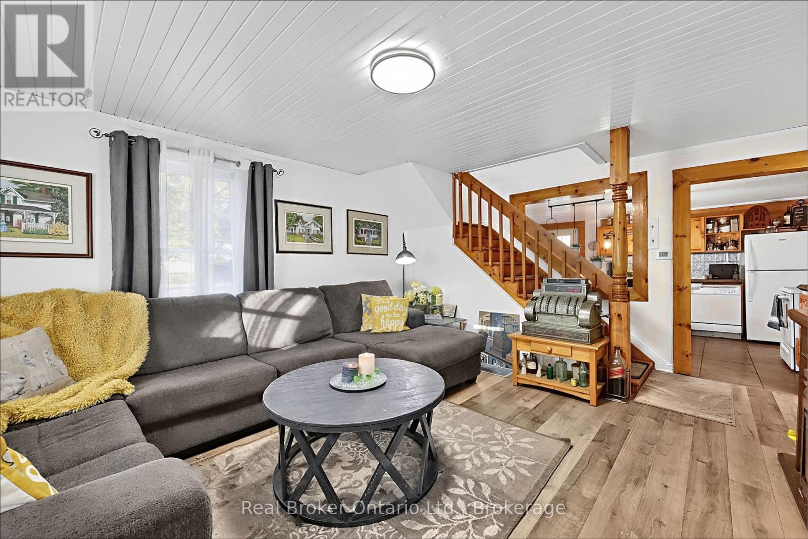 8 ALBERT STREET E, Springwater (Hillsdale) — photo 5