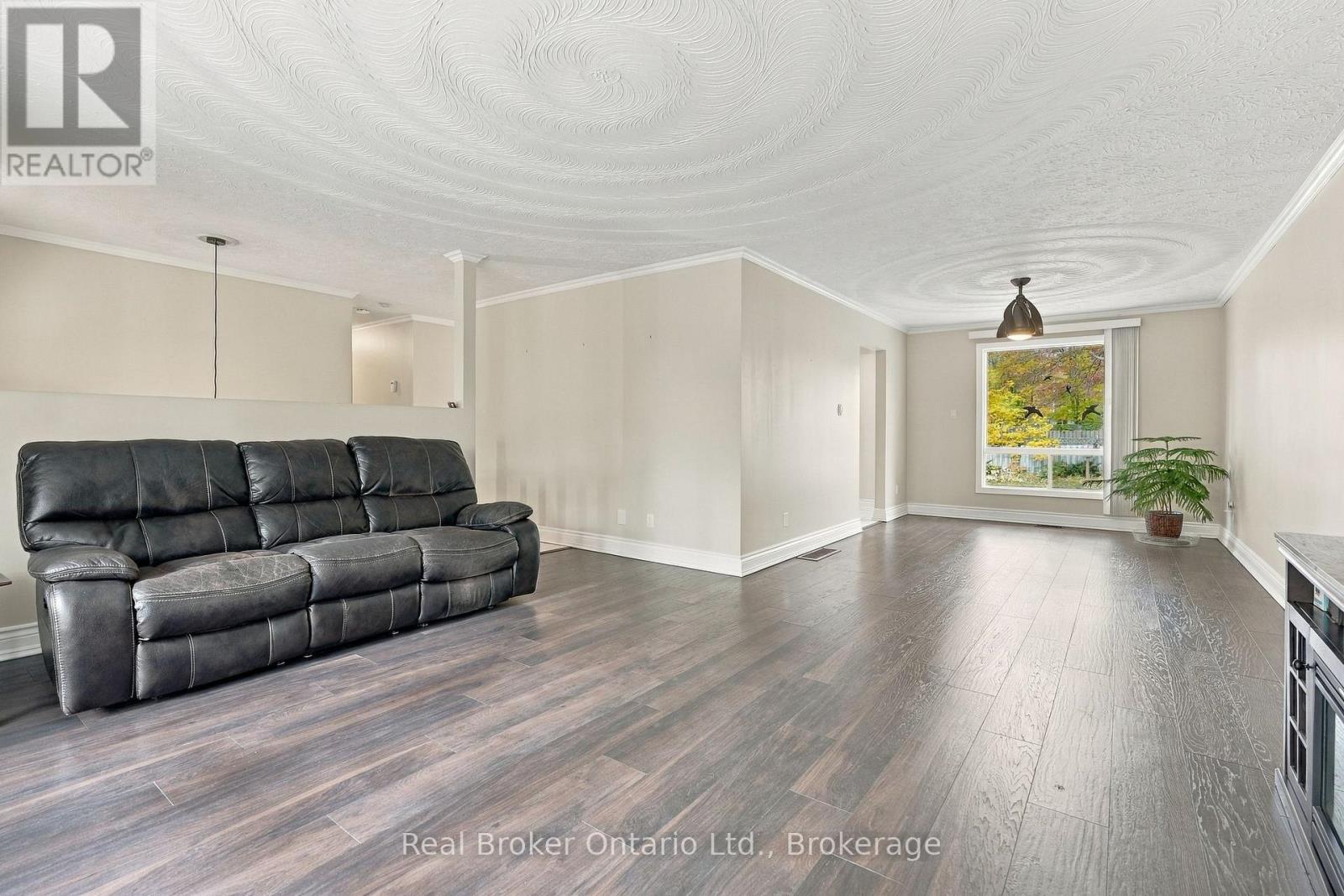 1354 HALLEN PLACE, Midland — photo 10