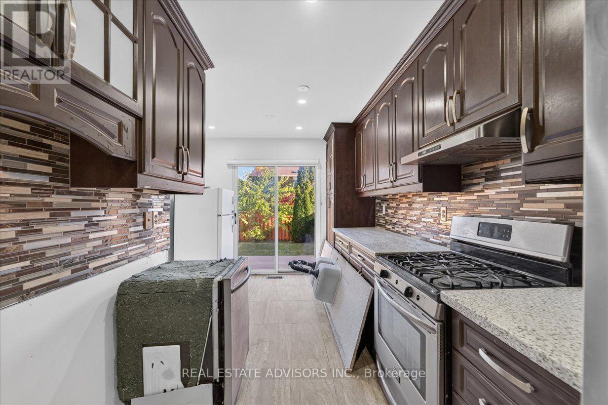 27 COACHWHIP ROAD, Brampton (Sandringham-Wellington) — photo 4