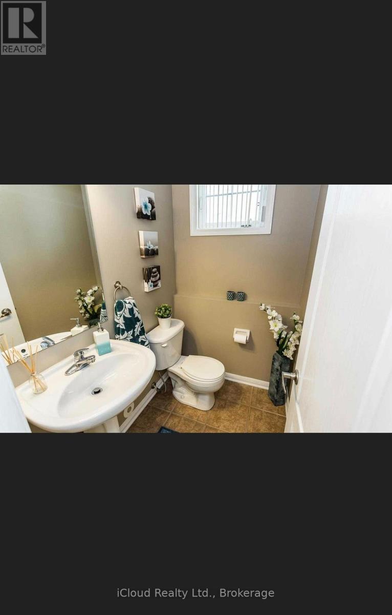 936 HASSELFELDT HEIGHTS, Milton (CO Coates) — photo 10