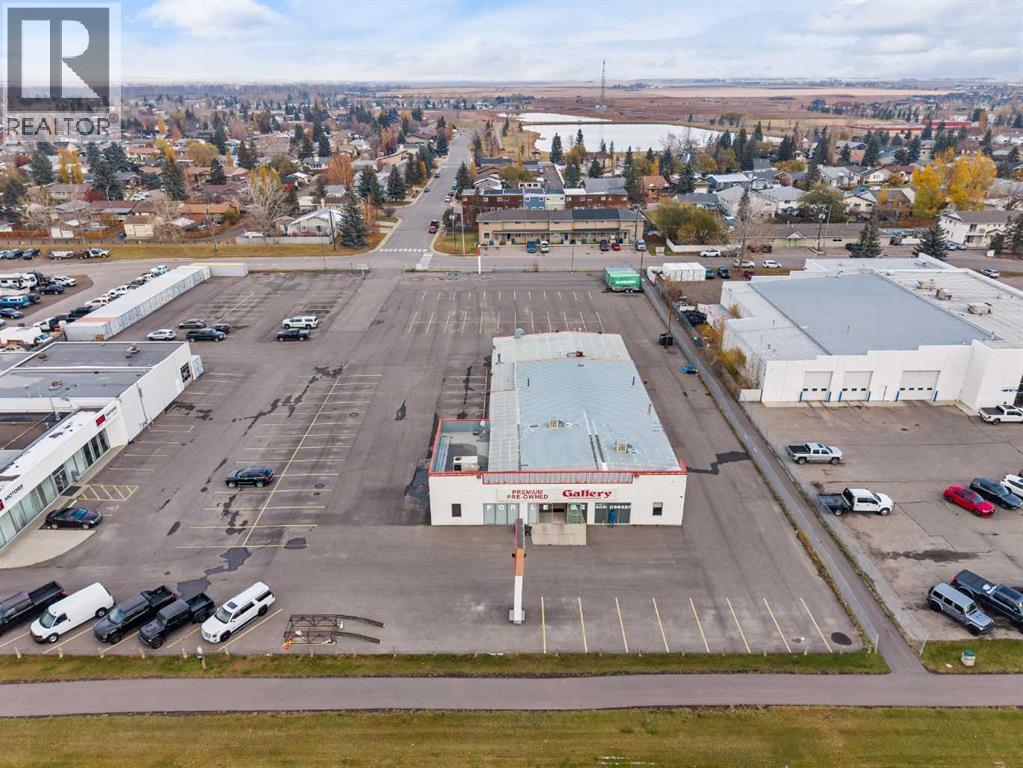 905 11 Avenue SE, High River — photo 3