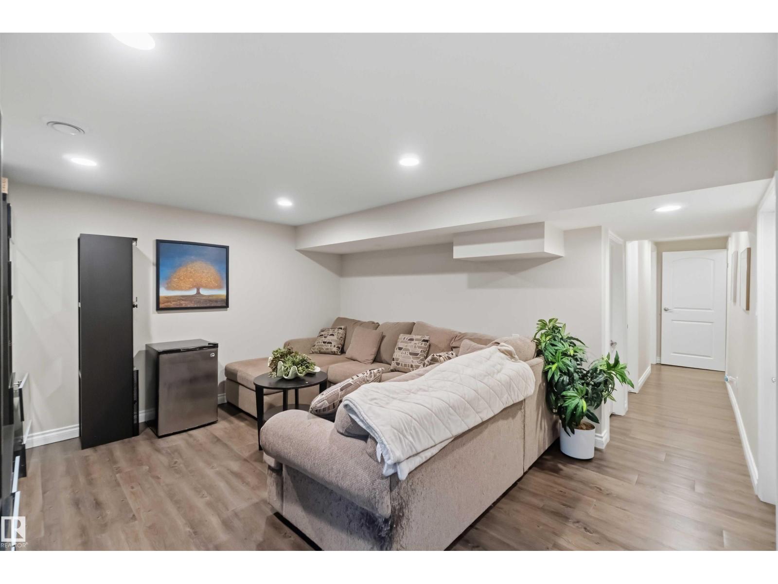 7932 92 AV, photo 39 of 51