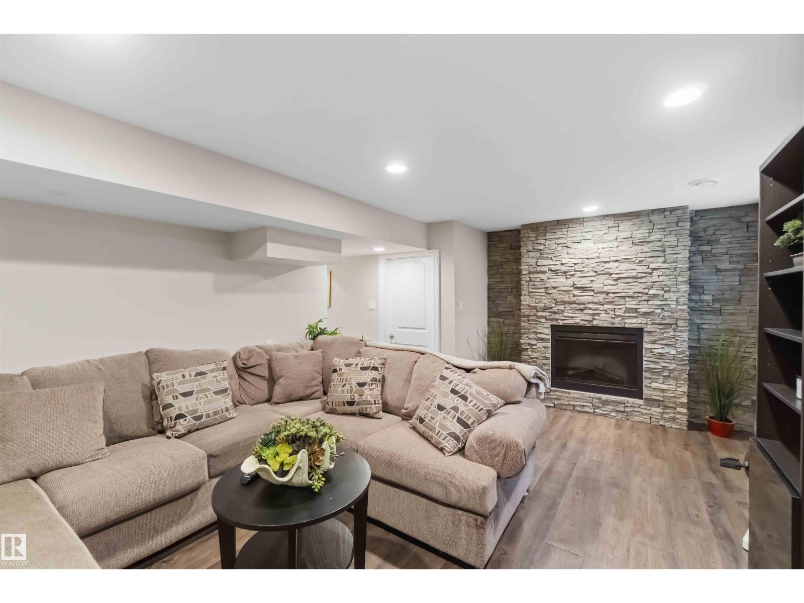 7932 92 AV, photo 40 of 51