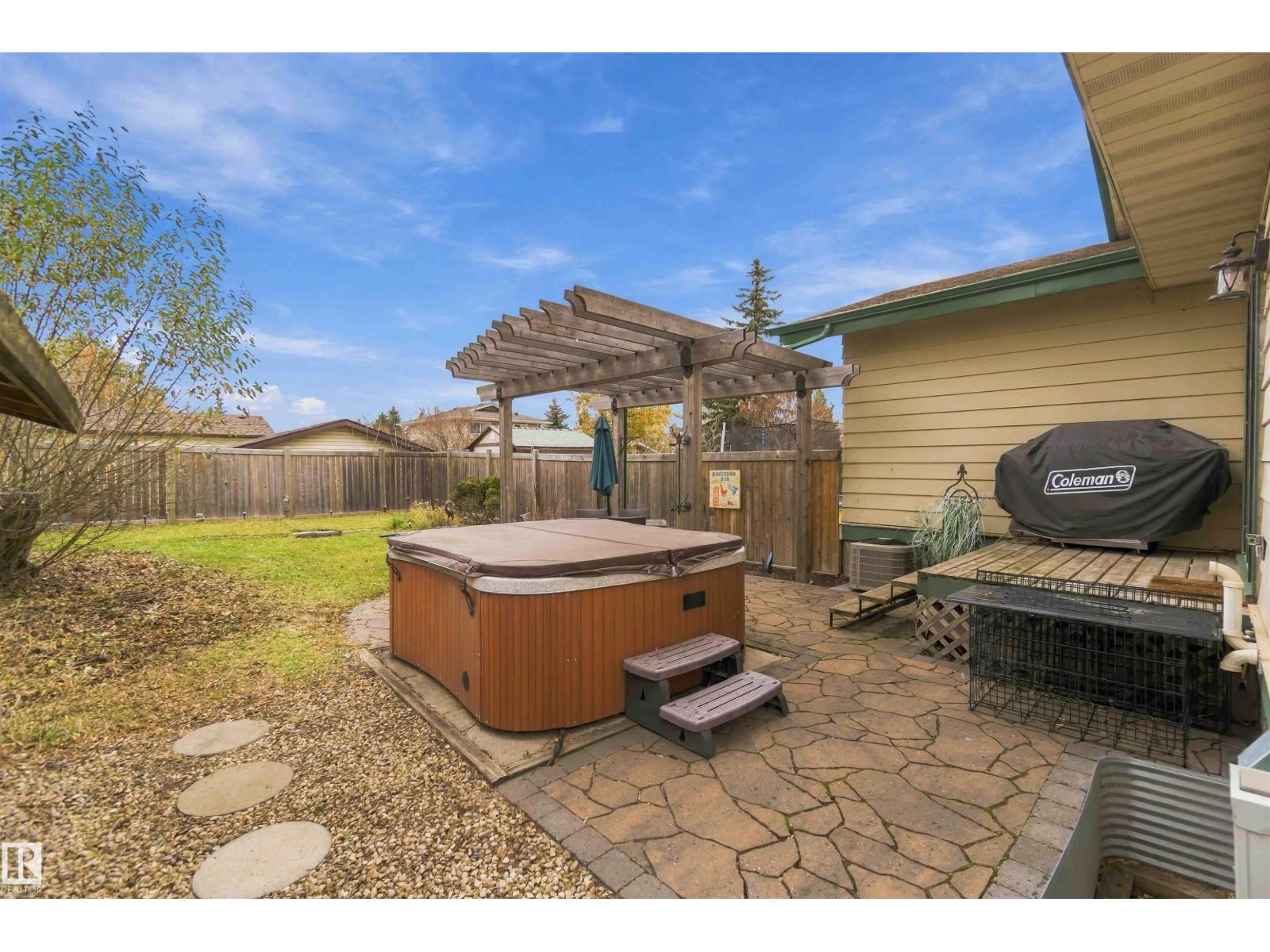7932 92 AV, photo 47 of 51