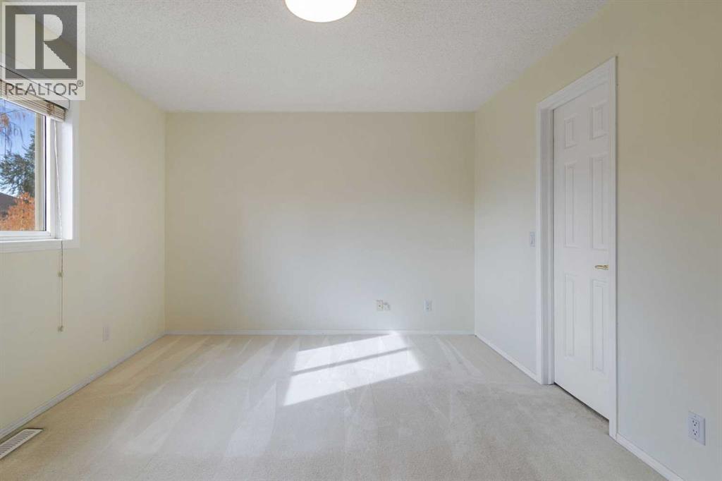 119 Hawkmount Close NW, Calgary — photo 24