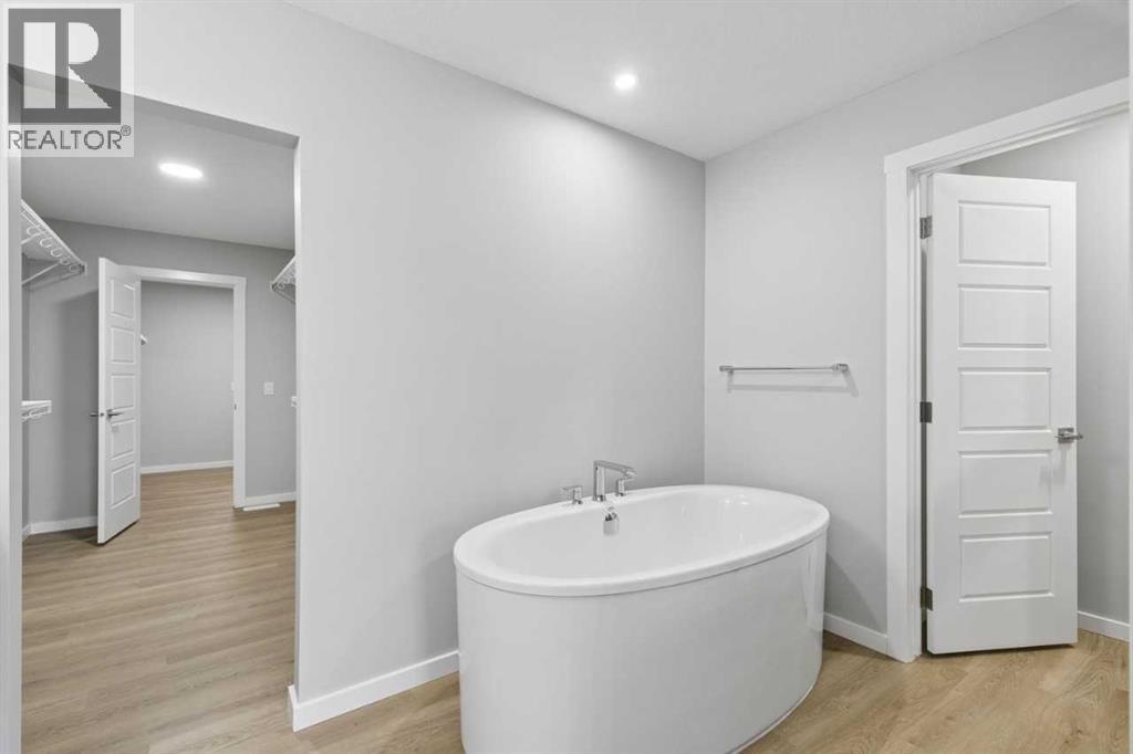 376 Heartwood Grove SE, Calgary — photo 35