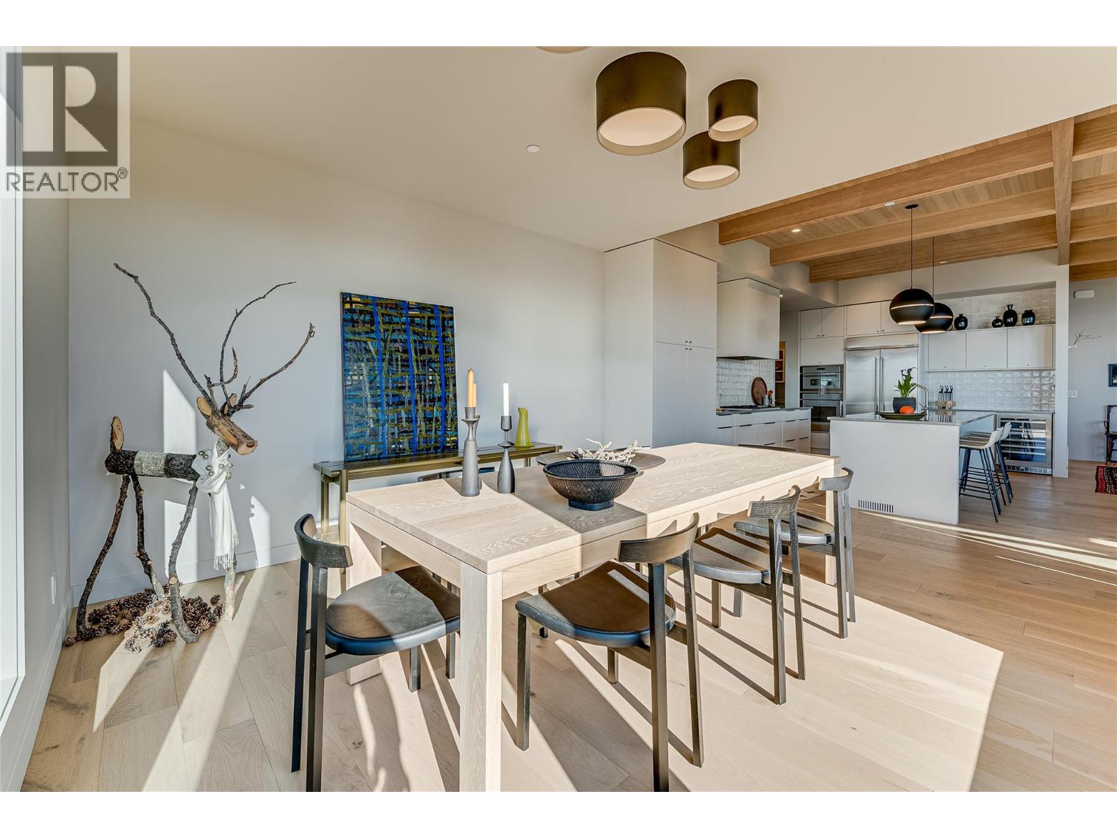 200 Valerian Lane, Silver Star