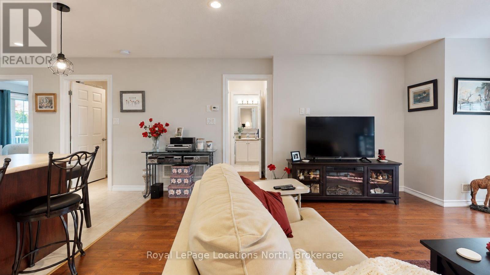 19 Meadow Lane, Wasaga Beach photo 24