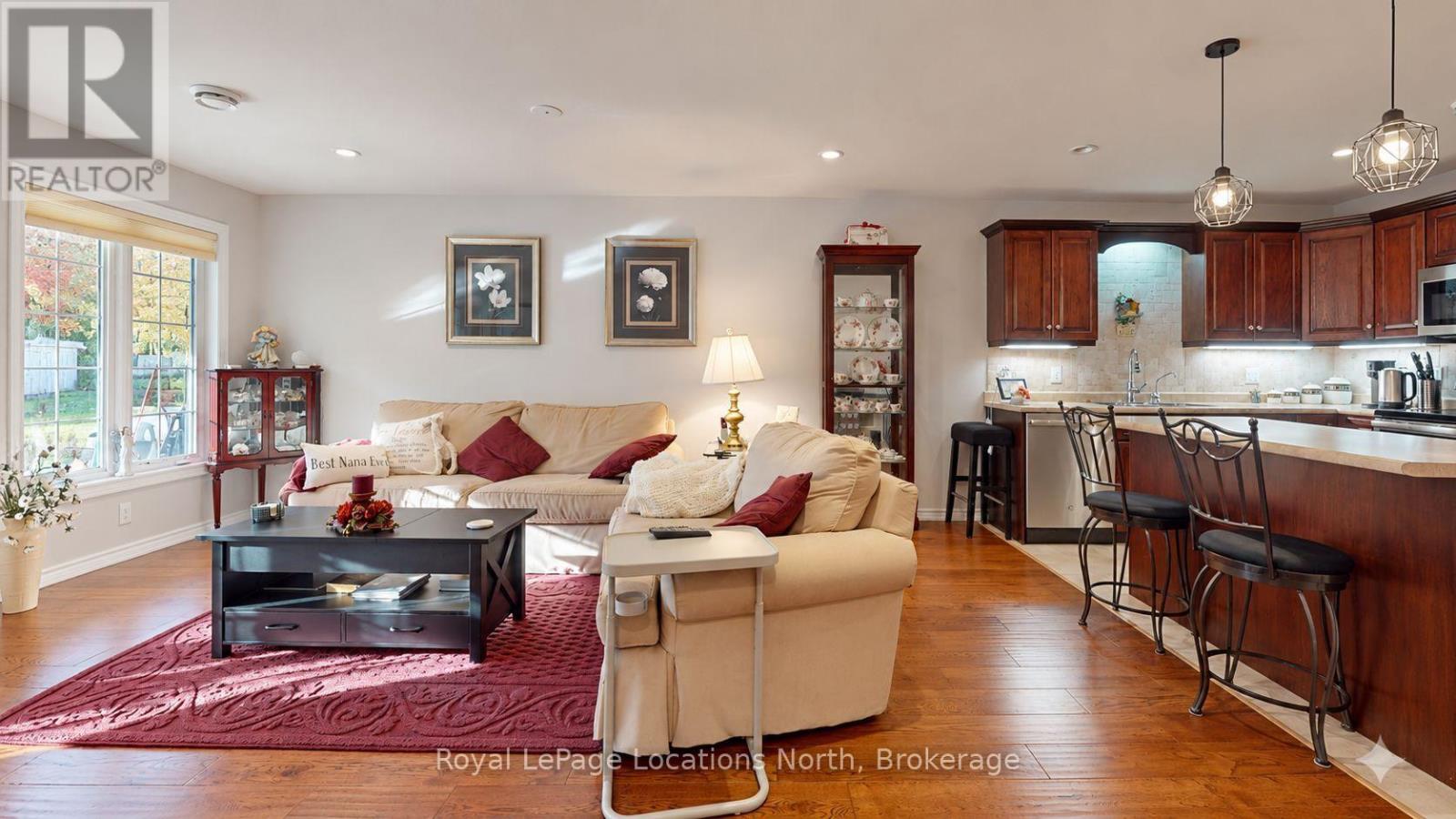 19 MEADOW LANE, Wasaga Beach — photo 7