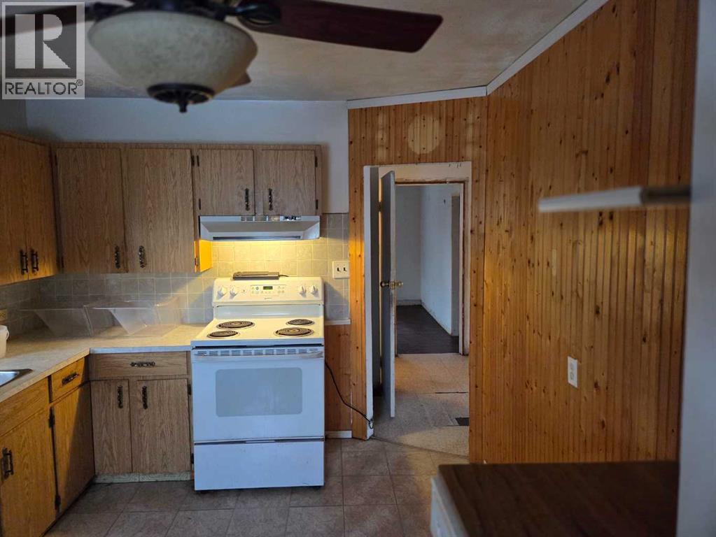 10036 103 Avenue, Hythe — photo 4