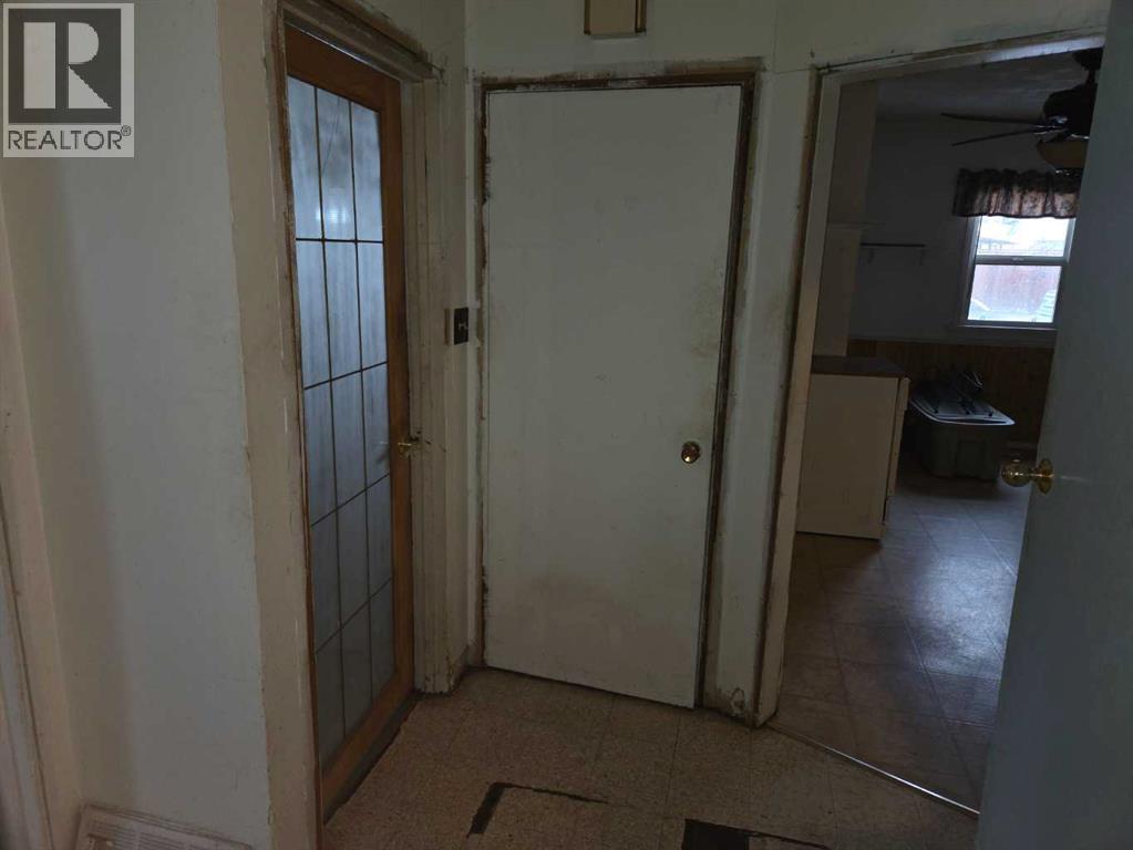 10036 103 Avenue, Hythe — photo 7