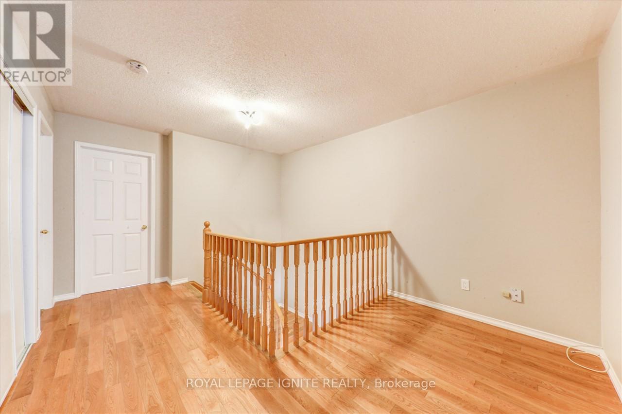 32 Tansley Crescent, Ajax, ON photo 17