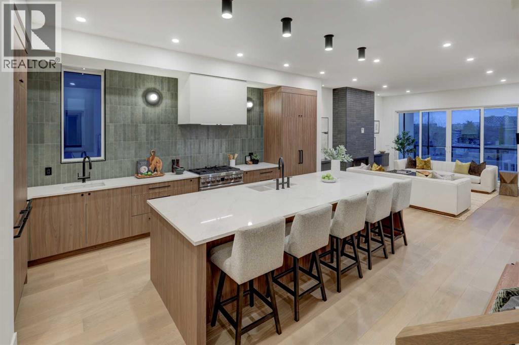 Property photograph 4 for MLS A2354473