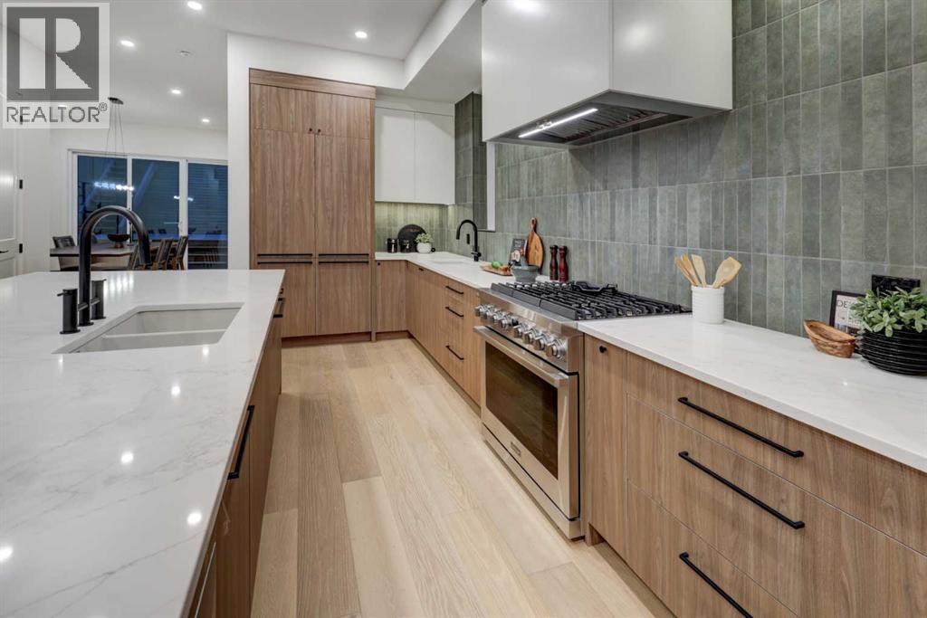 Property photograph 11 for MLS A2354473