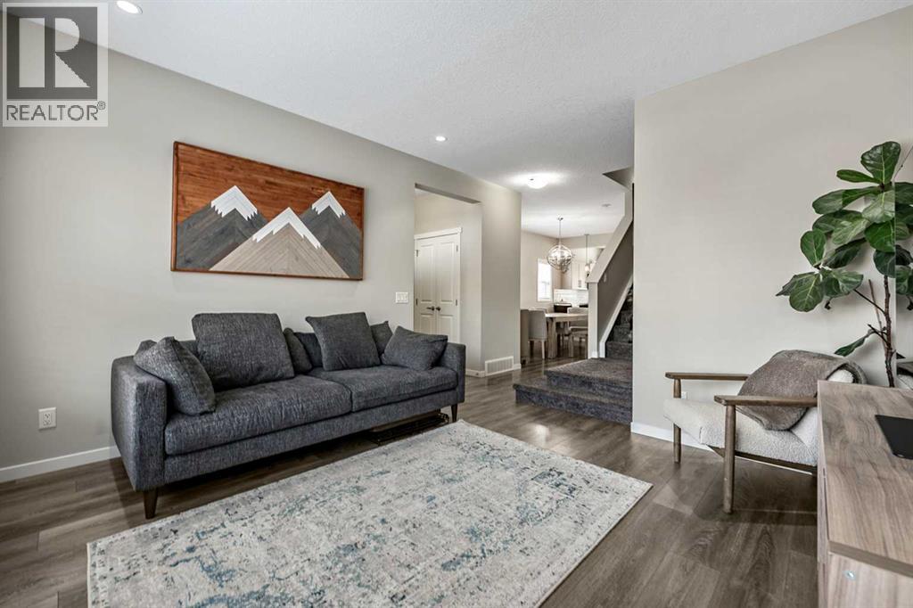 112 Masters Heights SE photo 6
