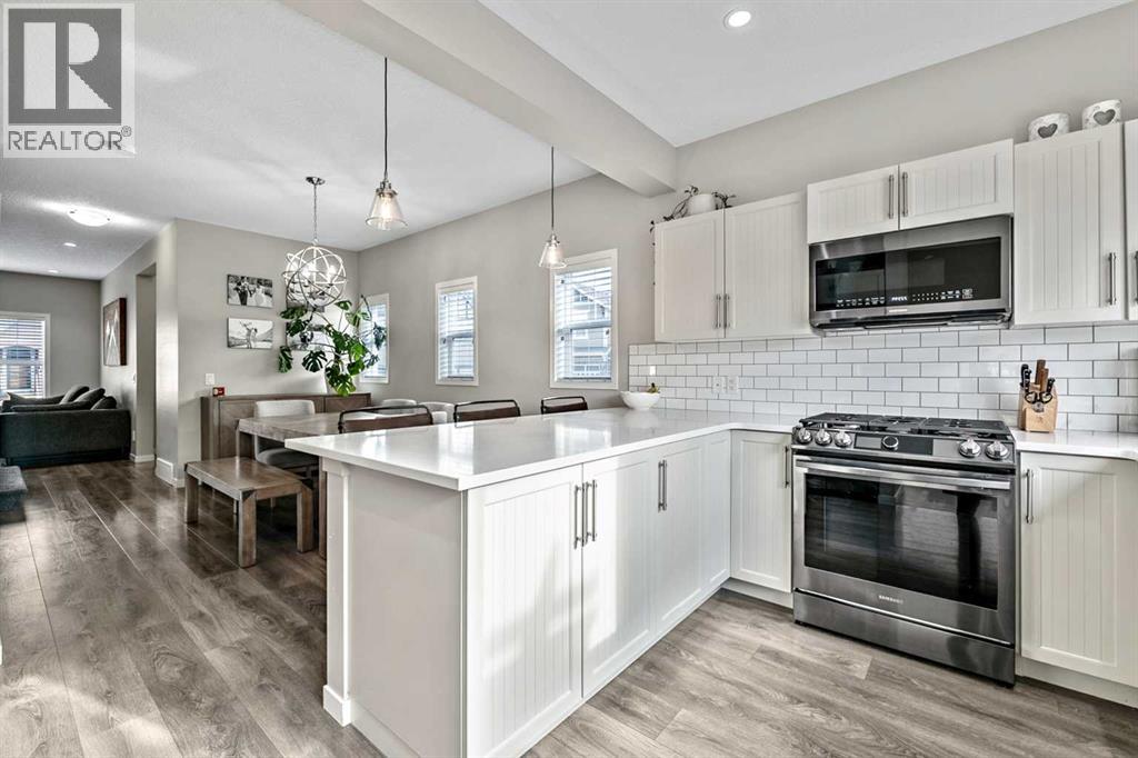 112 Masters Heights SE photo 13