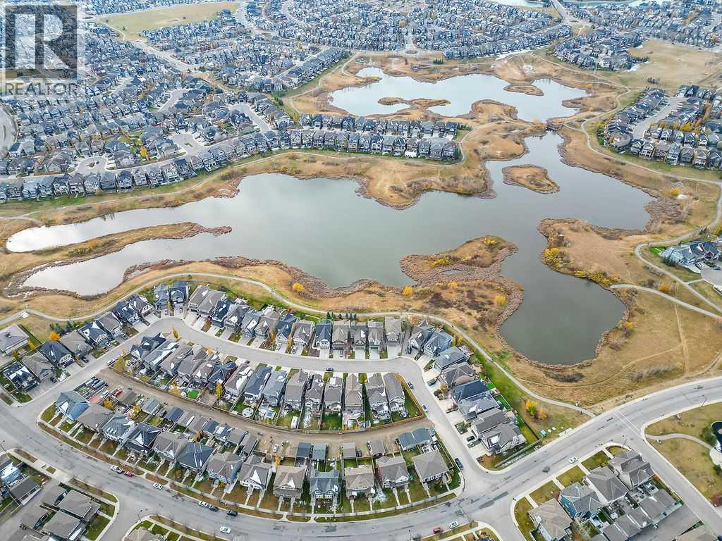 112 Masters Heights SE photo 49