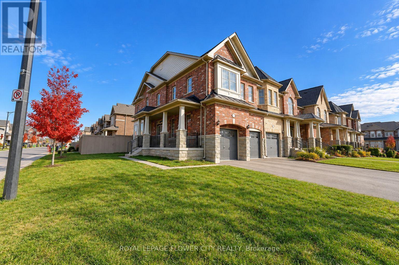 85 Finegan Circle, Brampton, ON photo 3