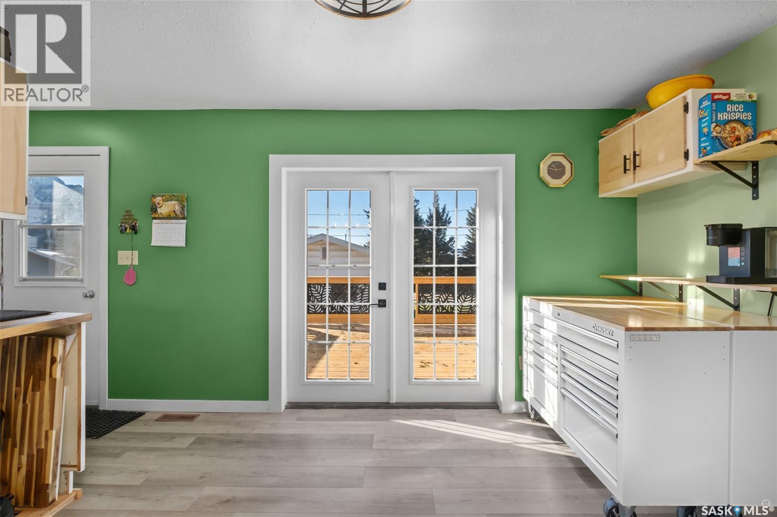 555 1st AVENUE W, Canwood — photo 14