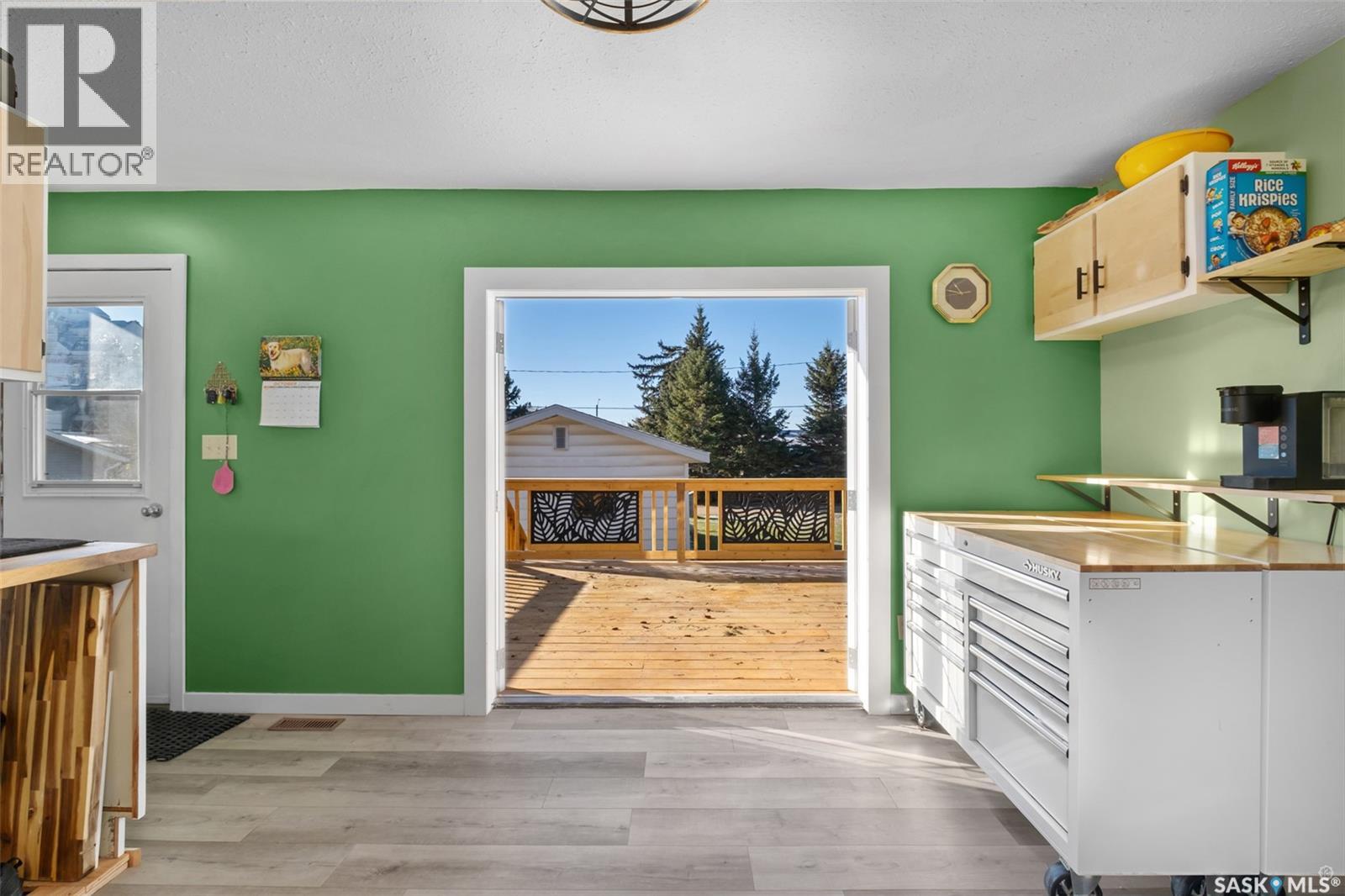 555 1st AVENUE W, Canwood — photo 15