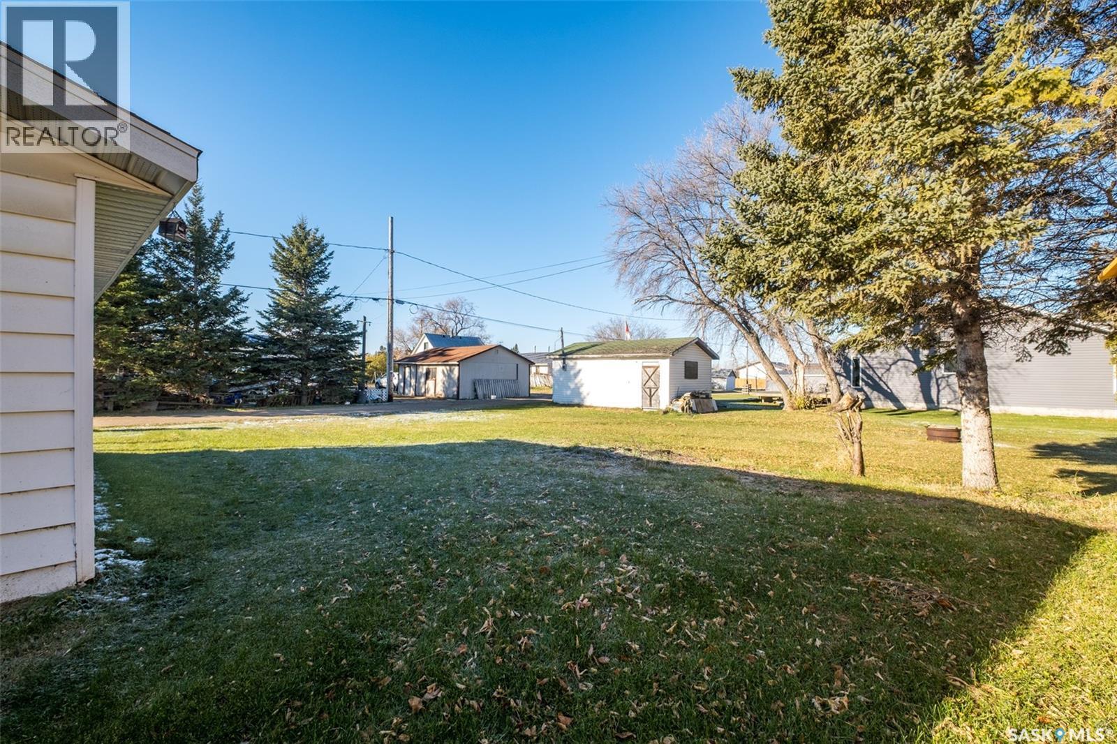 555 1st AVENUE W - 39