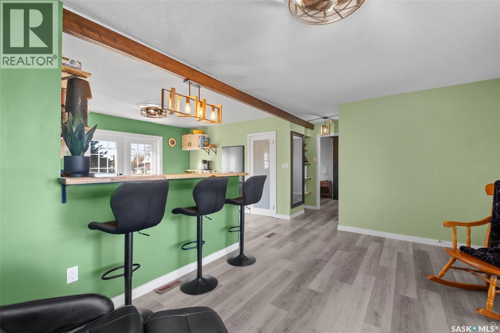 555 1st AVENUE W, Canwood — photo 6