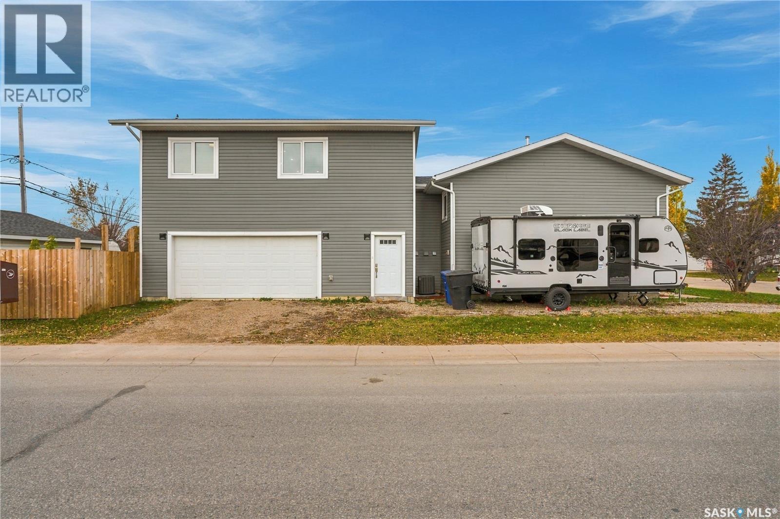 433 4th STREET N, Martensville — photo 3