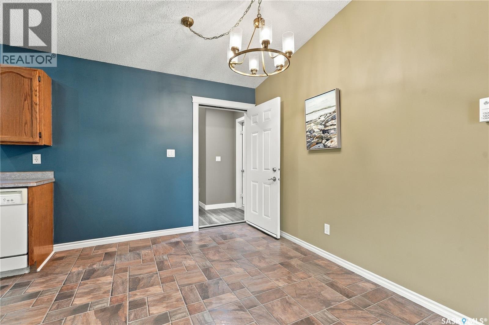 433 4th STREET N, Martensville — photo 9