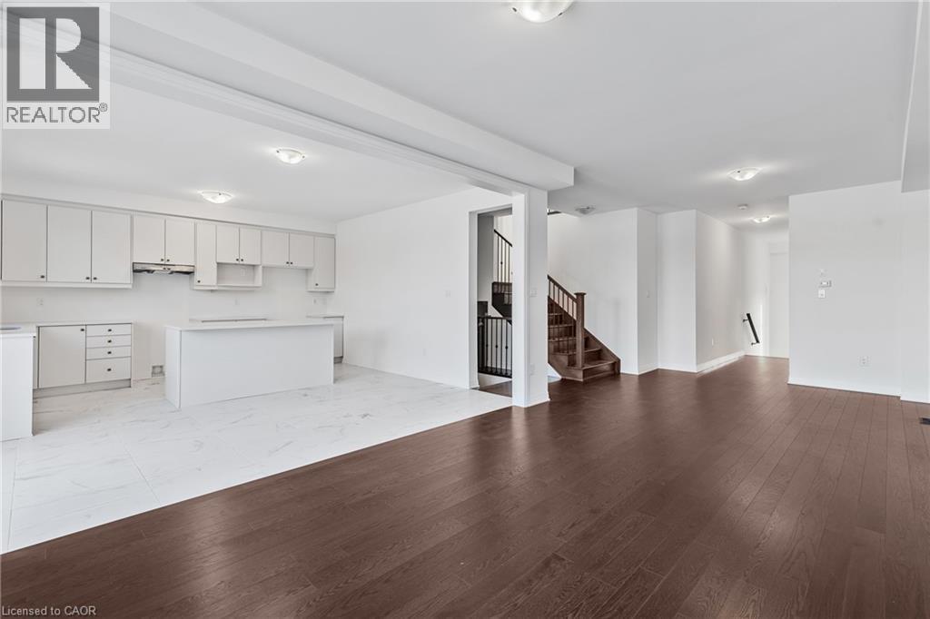 7 BLAIN Drive, Binbrook — photo 10