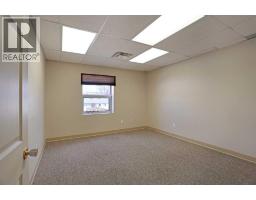 120 1 Avenue E, Brooks — photo 30
