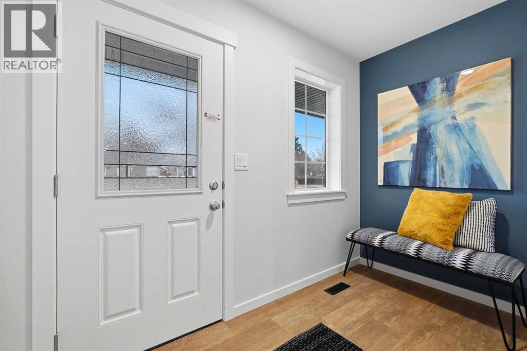 5131 Foyer