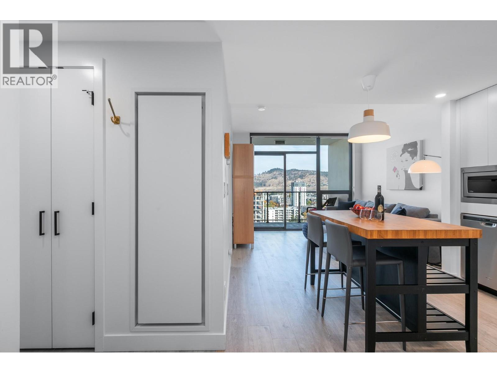 1609 1471 St Paul Street, Kelowna