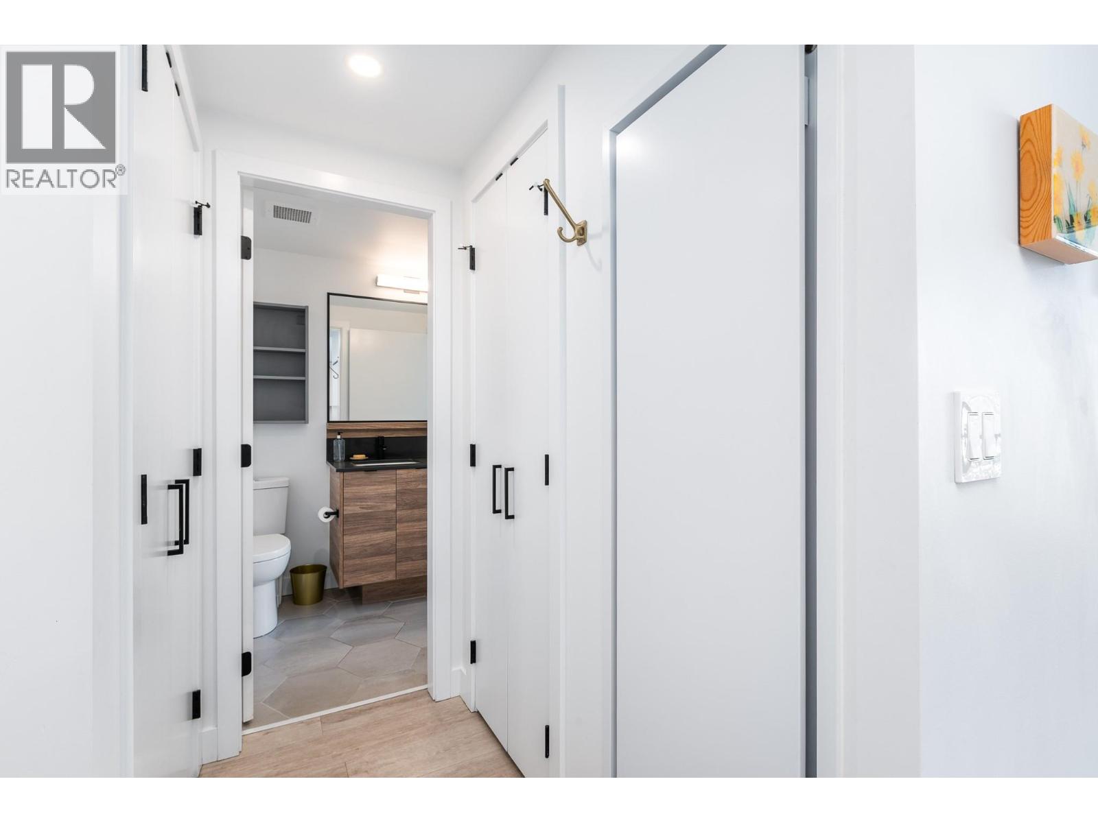 1609 1471 St Paul Street, Kelowna