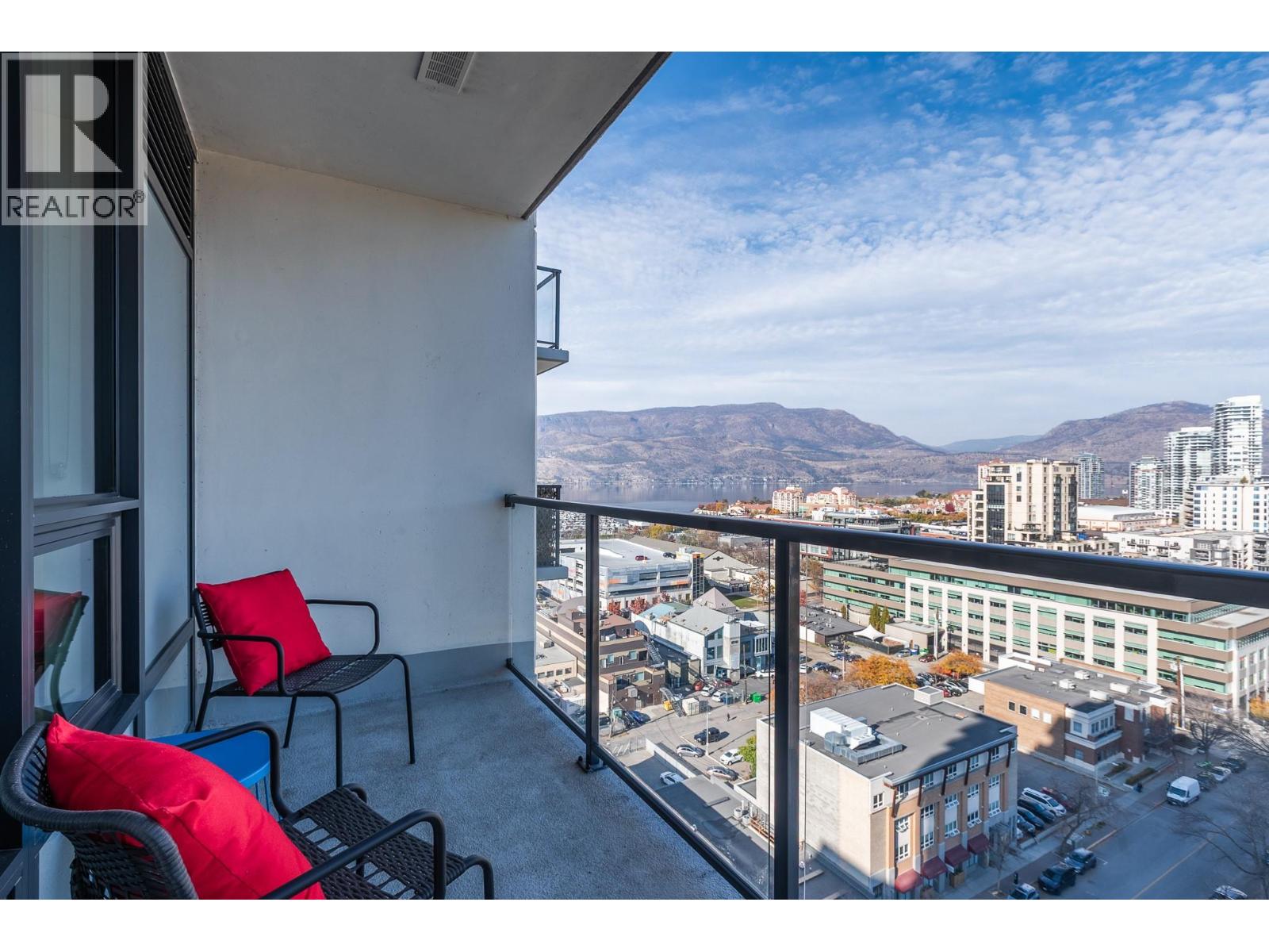 1609 1471 St Paul Street, Kelowna