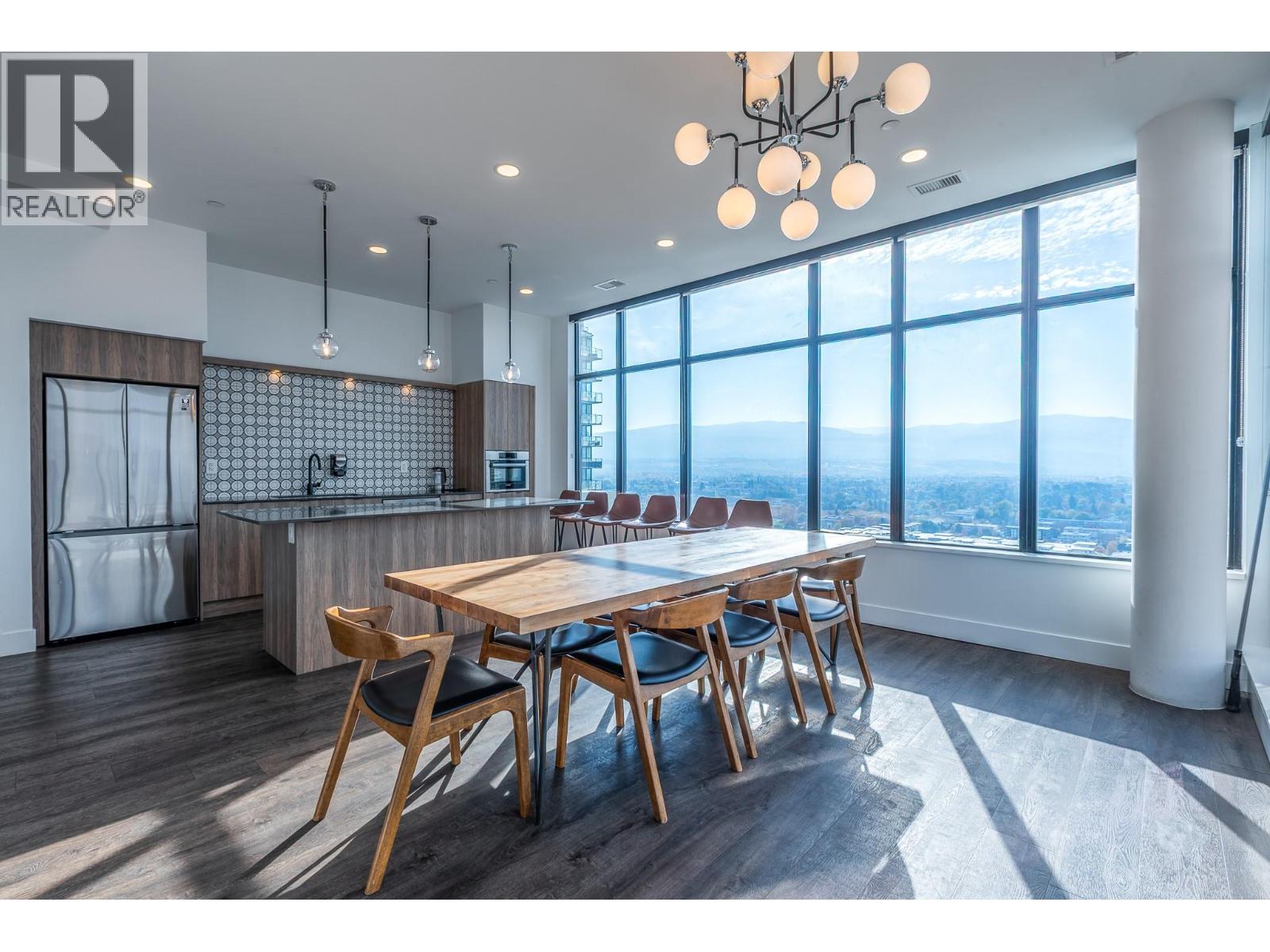 1609 1471 St Paul Street, Kelowna