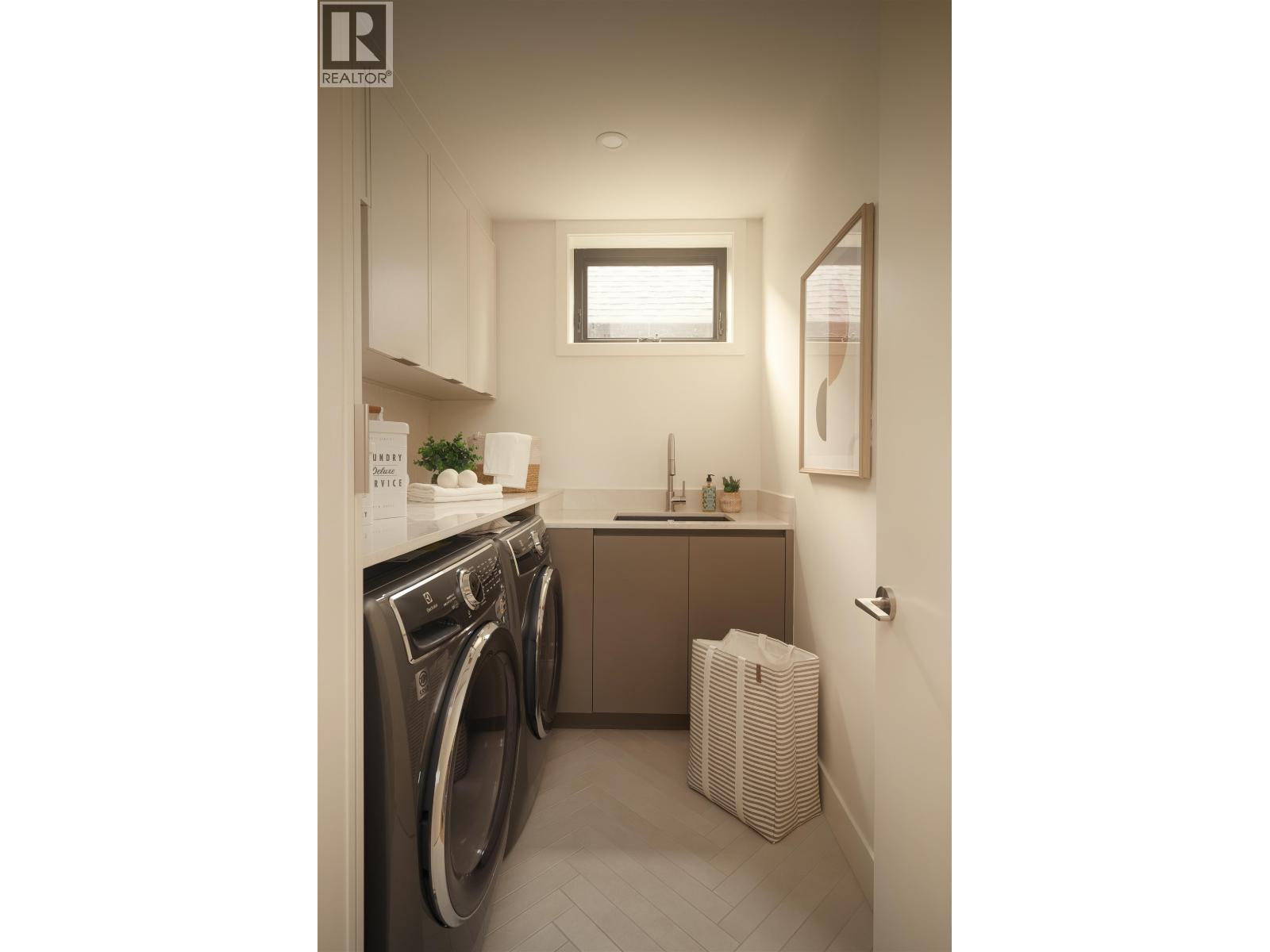 2 882 E 13 Avenue, Vancouver — photo 15