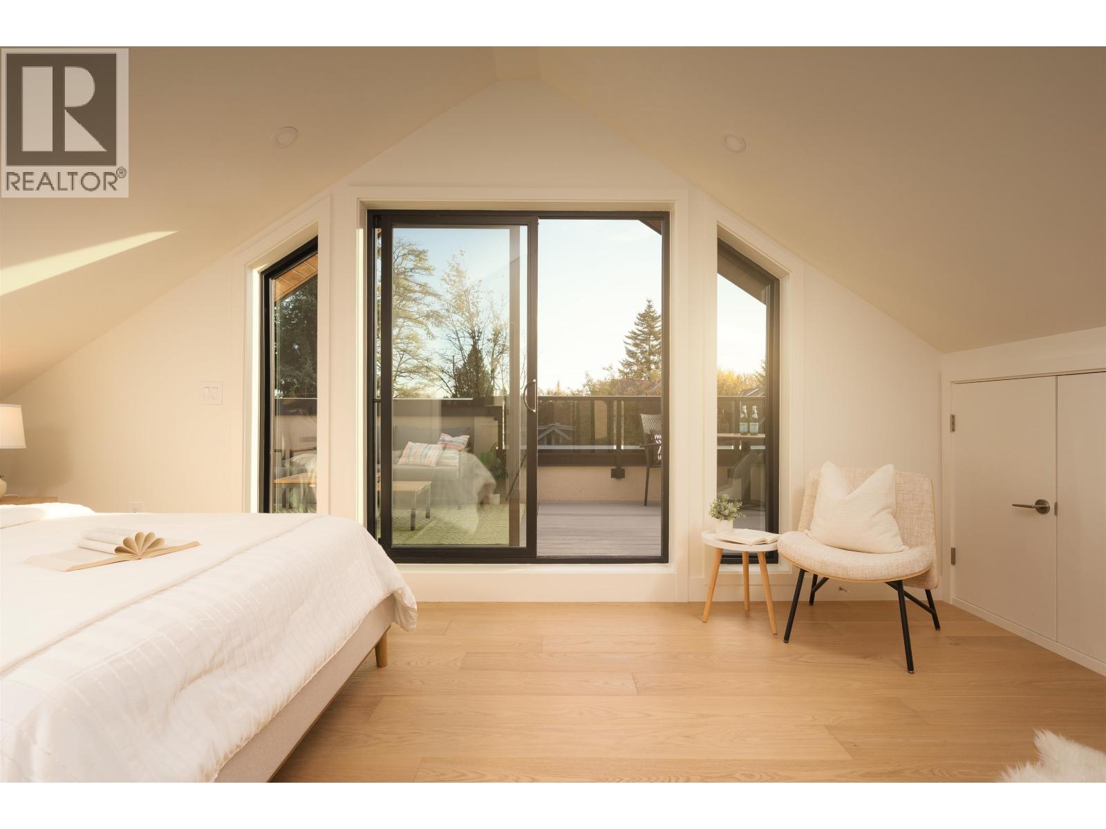 2 882 E 13 Avenue, Vancouver — photo 18