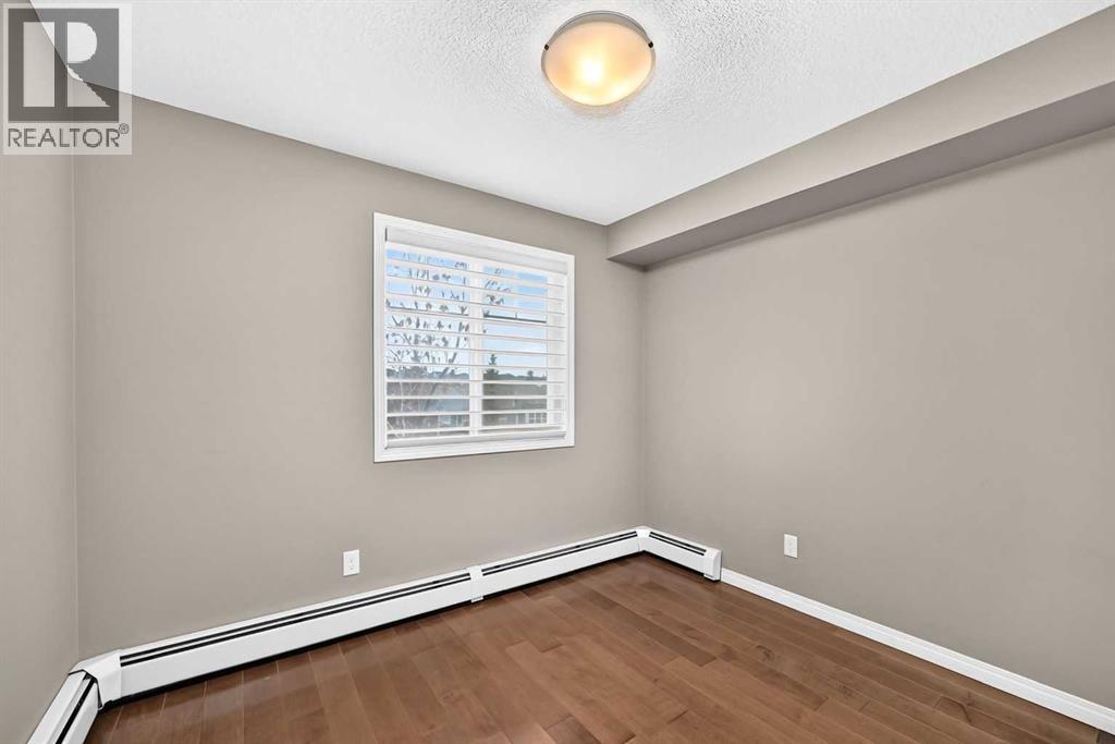 1305, 130 Panatella Street NW, photo 25 of 30