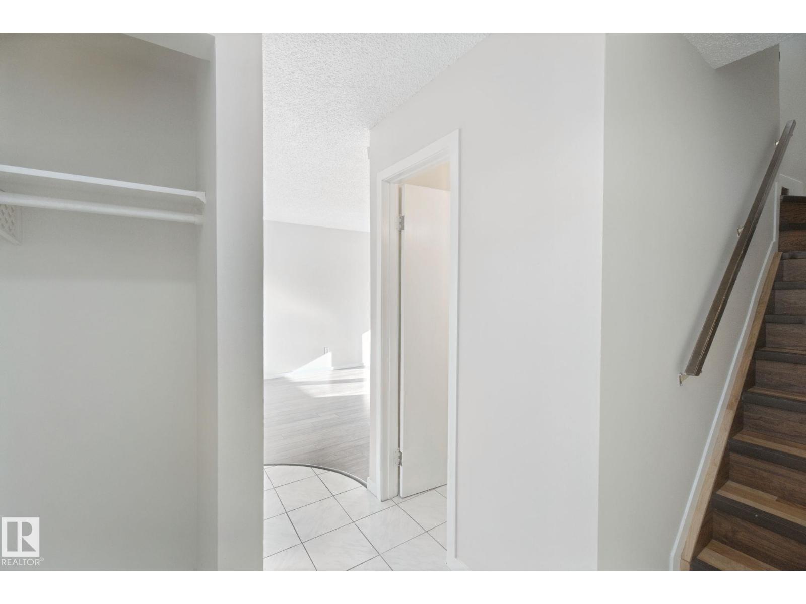 Property photograph 10 for MLS E4514597