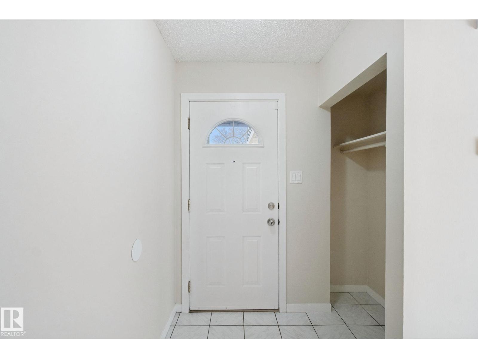 Property photograph 11 for MLS E4514597