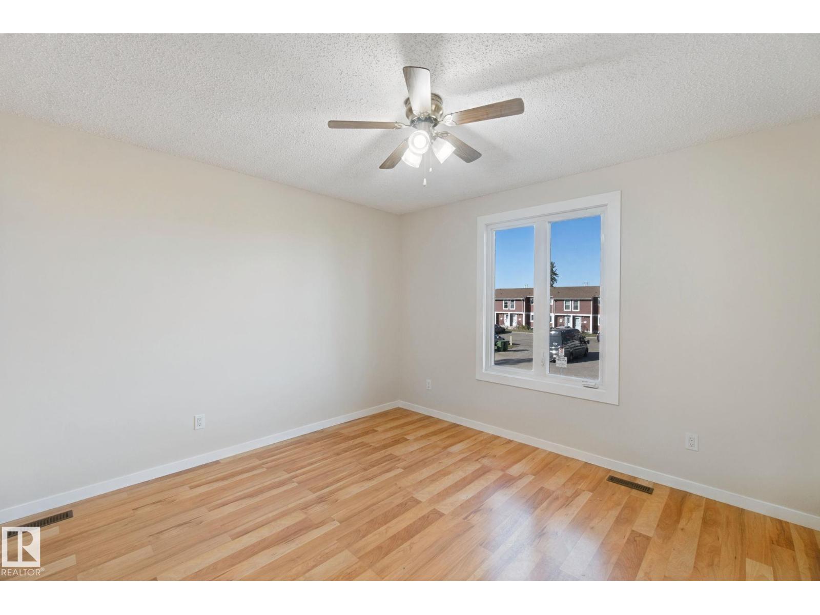 Property photograph 14 for MLS E4514597