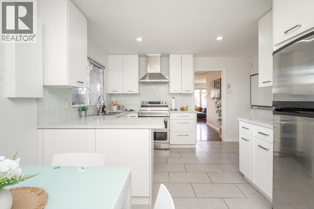 4169 Kenny Court, Burnaby — photo 11