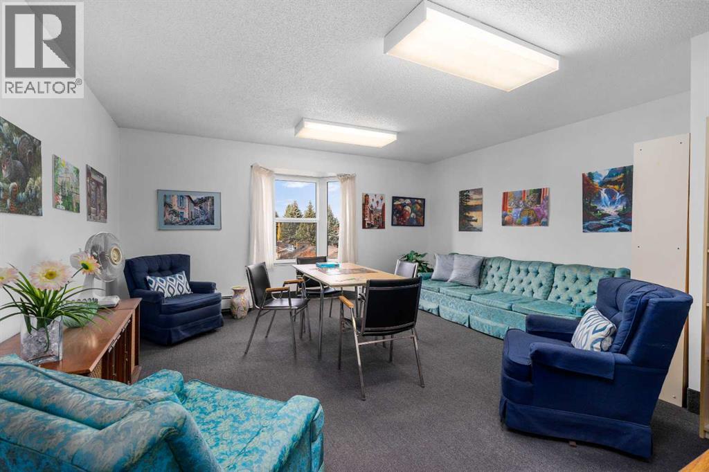 Puzzle Room where Residents meet to Socialize