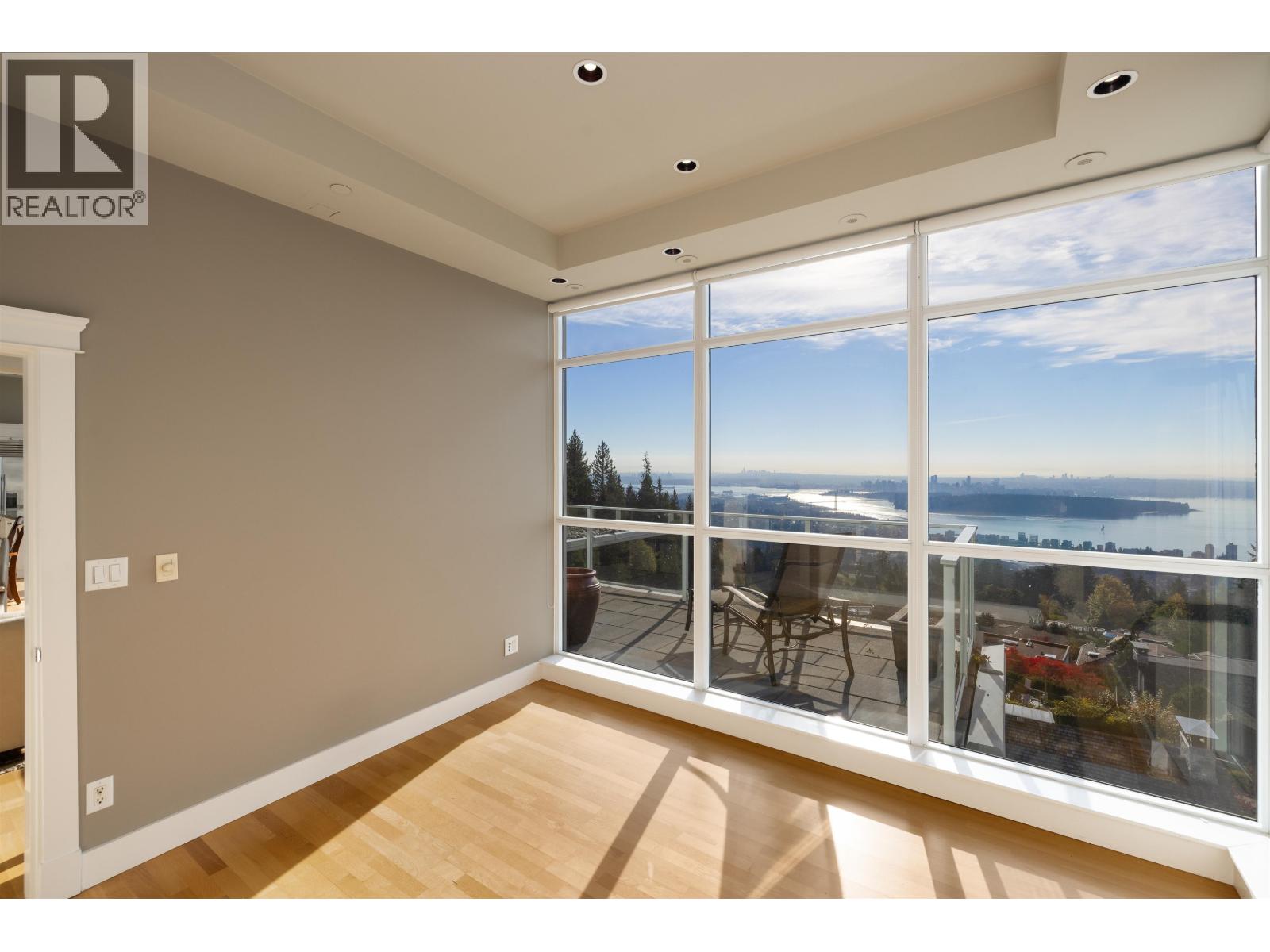 2200 Chippendale Road, West Vancouver — photo 35